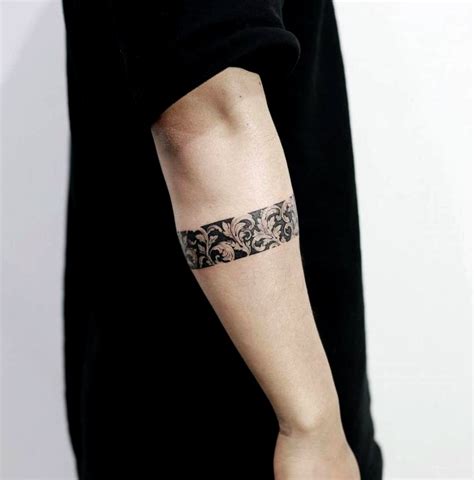 tatuajes antebrazo hombre pequeños|tatuajes antebrazo mujer.